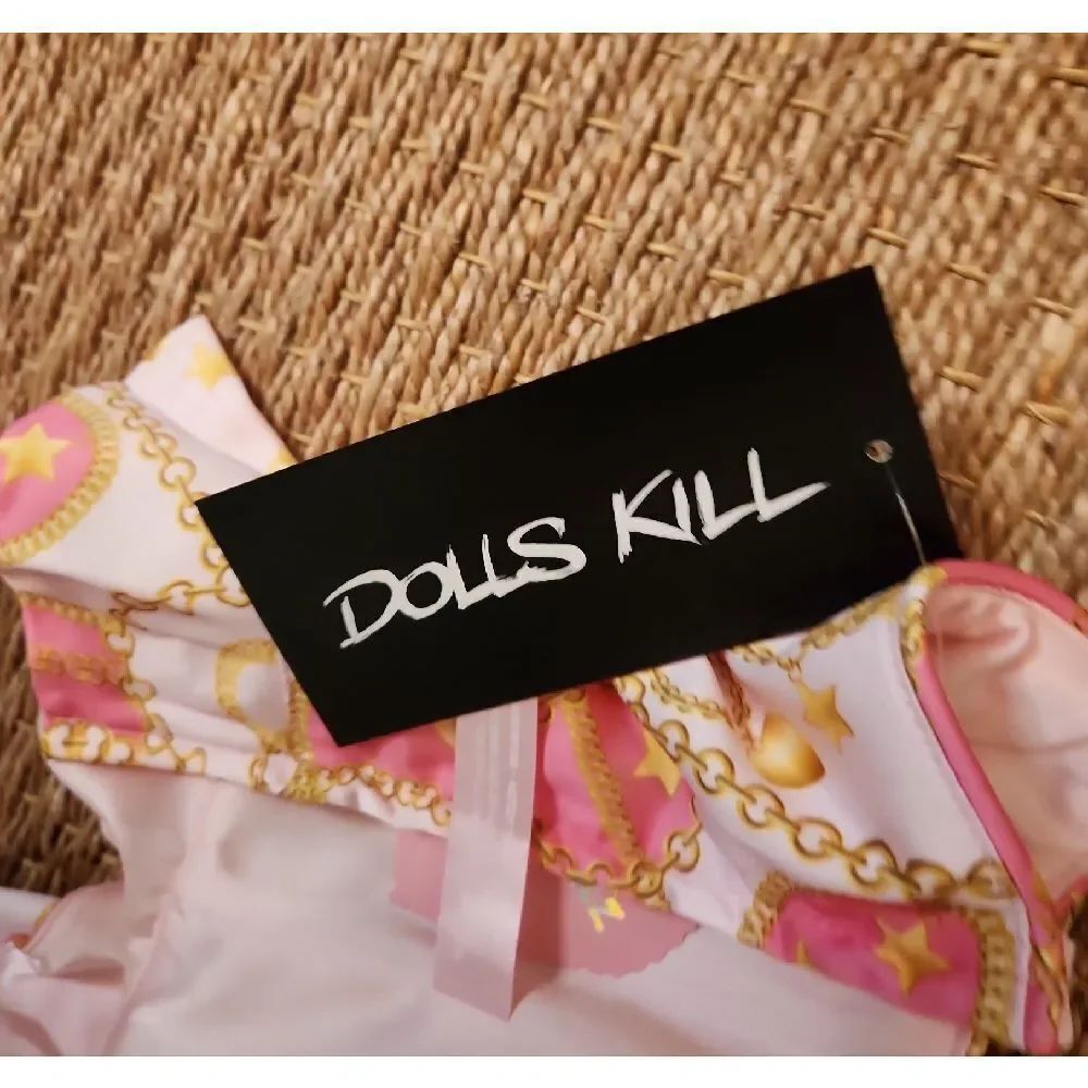 Dolls Kill Pink And Gold Chain Print Top Size M Nwt — image 4 of 6